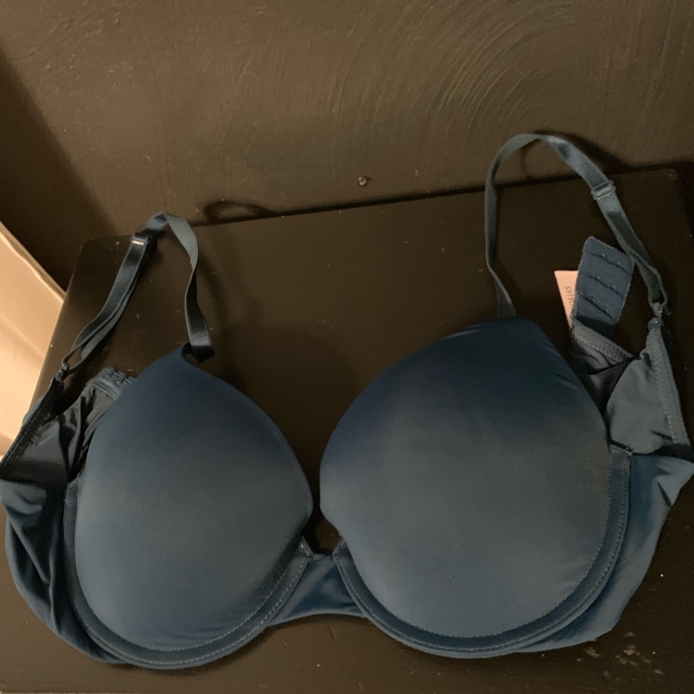 Victoria’s Secret Perfect Shape Bra 32C